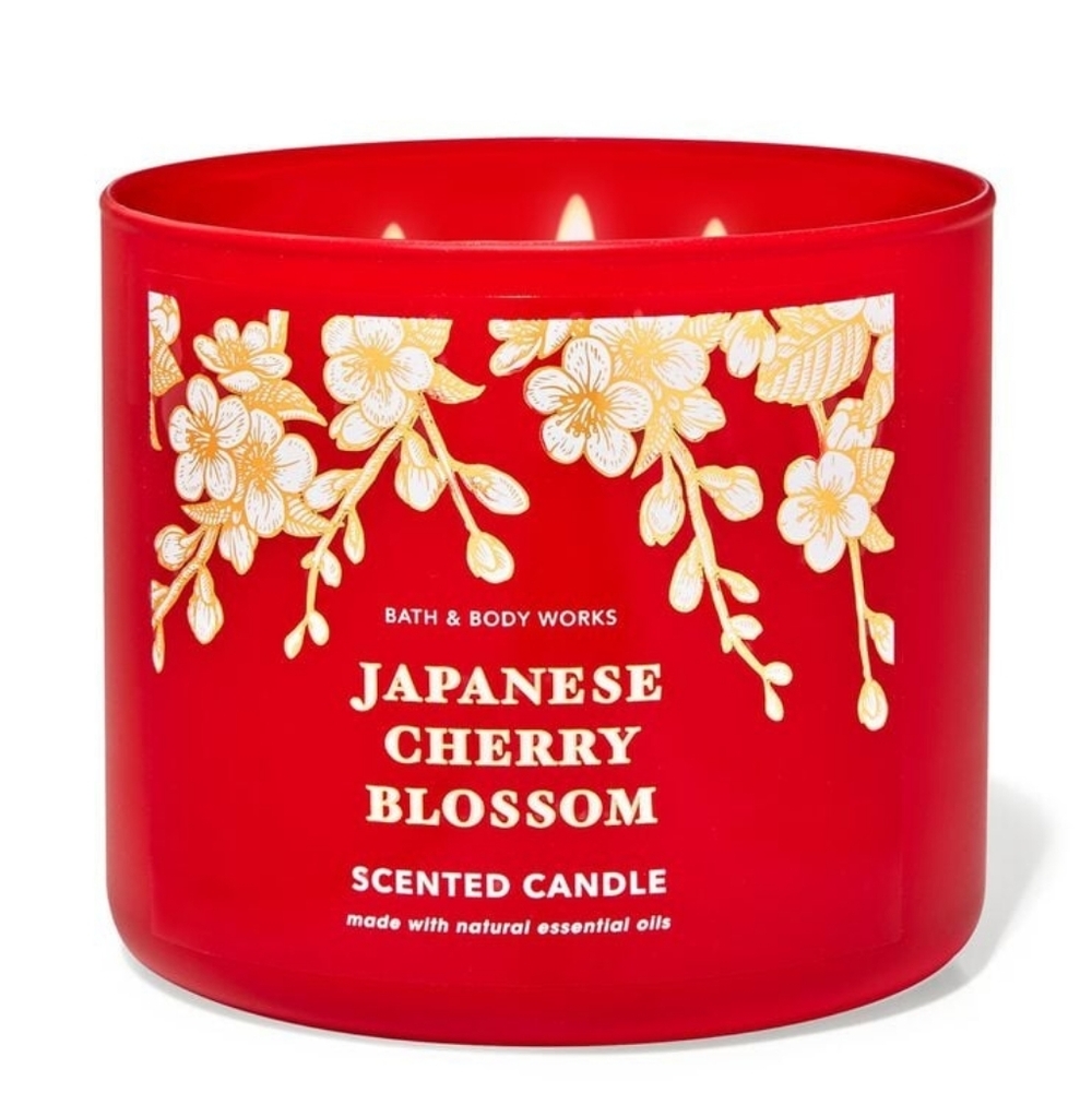 !!RARE!!❤️BATH & BODY WORKS❤️BRAND NEW ❤️JAPANESE CHERRY BLOSSOM 3-WICK CANDLE❤️